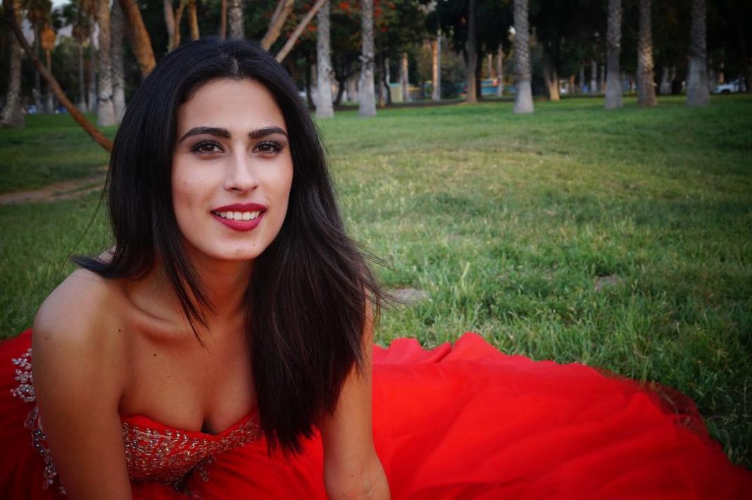 Makeup for Red Dress Best Ideas for Eye Makeup with Red Gown LadyLife