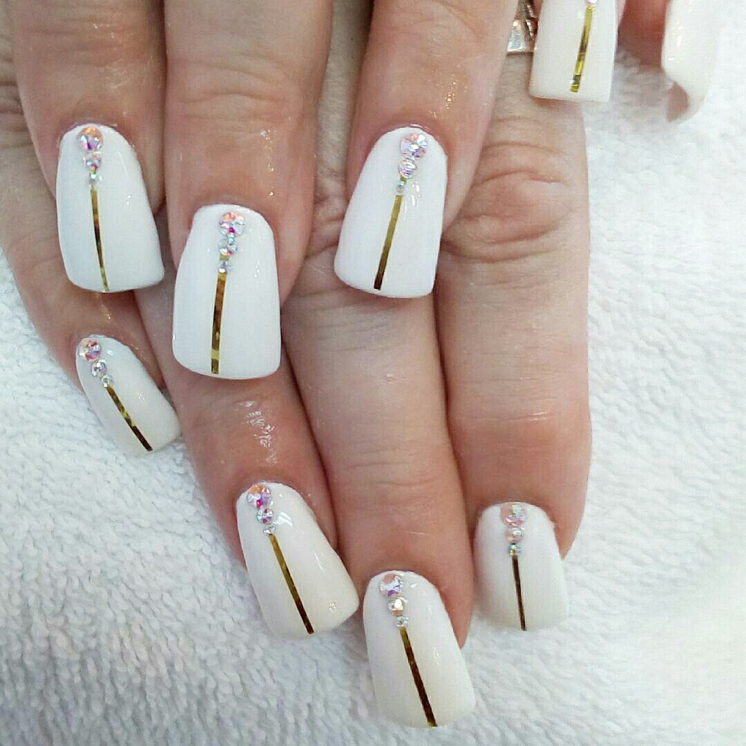 flare shaped nails