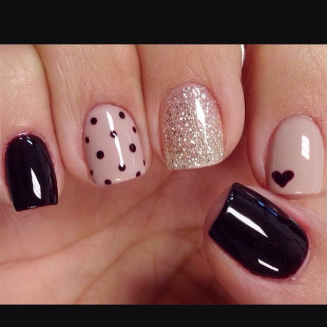 5 Easy BLACK & WHITE DOTTING TOOL NAIL ART Designs-_O_l3xcbgrY