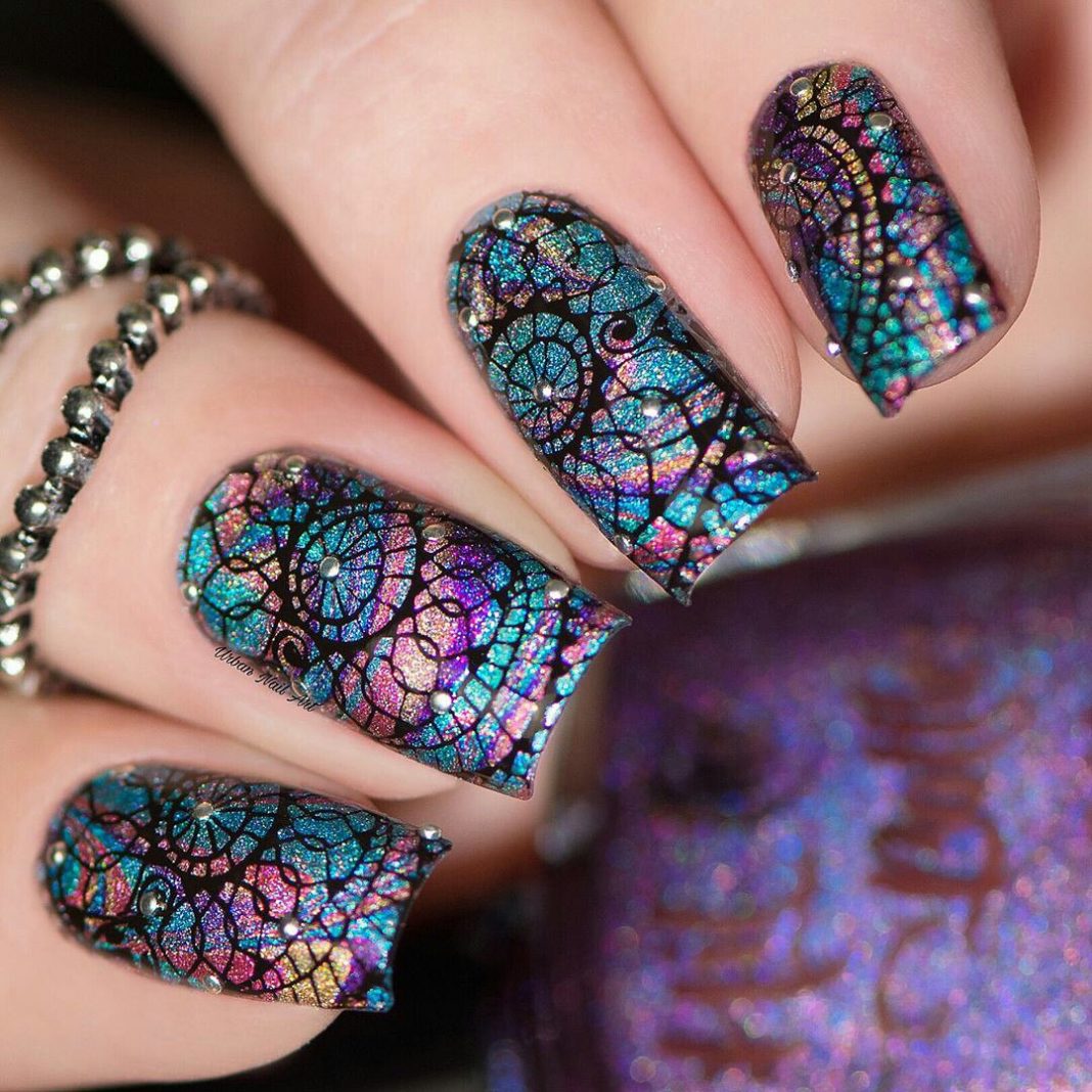 Water Nail Art: How to Do Water Marble Nail Art - LadyLife