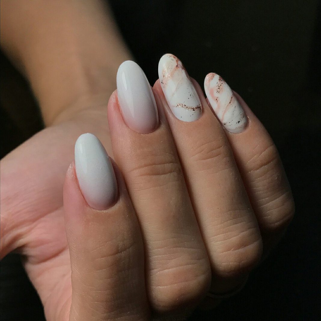 Water Nail Art: How to Do Water Marble Nail Art - LadyLife