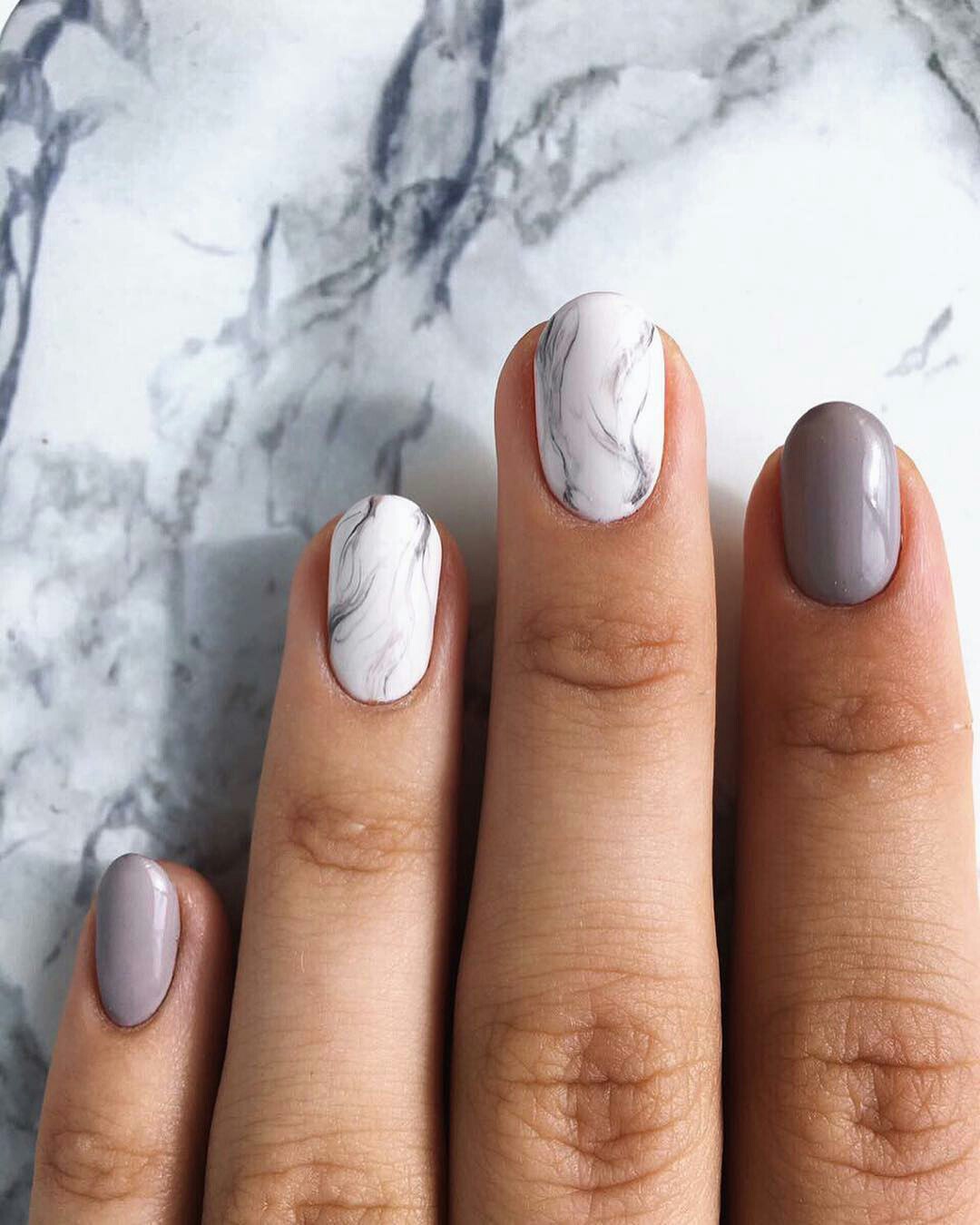 Water Nail Art: How to Do Water Marble Nail Art - LadyLife