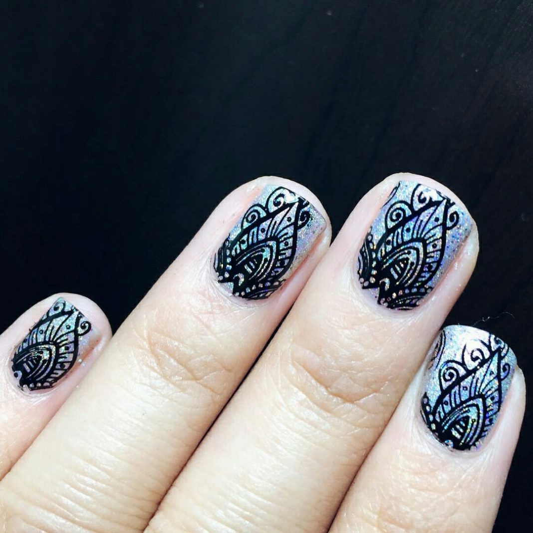 How To Apply Henna On Nails: Great Design With Tutorial - LadyLife