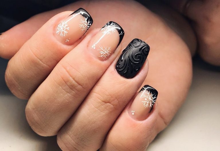 Snowflake Nail Art and Design: Easy Step-by-Step Tutorial - LadyLife