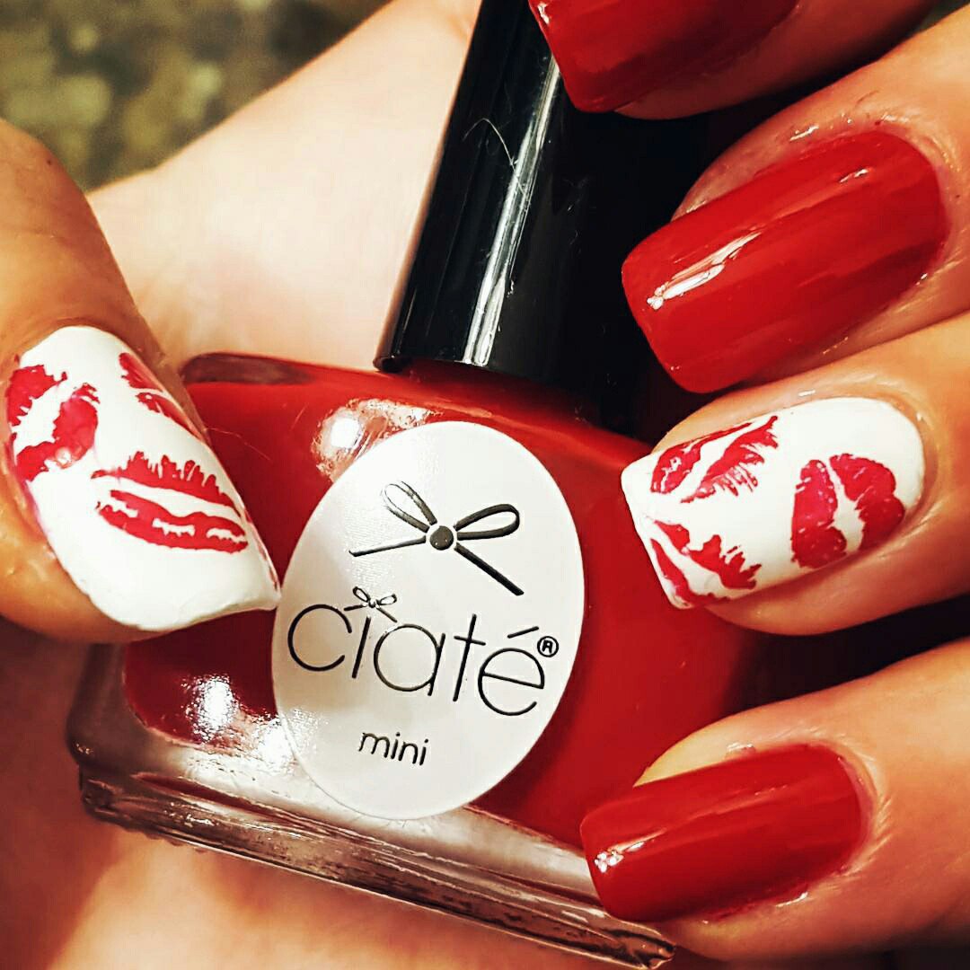 cute valentines day nails