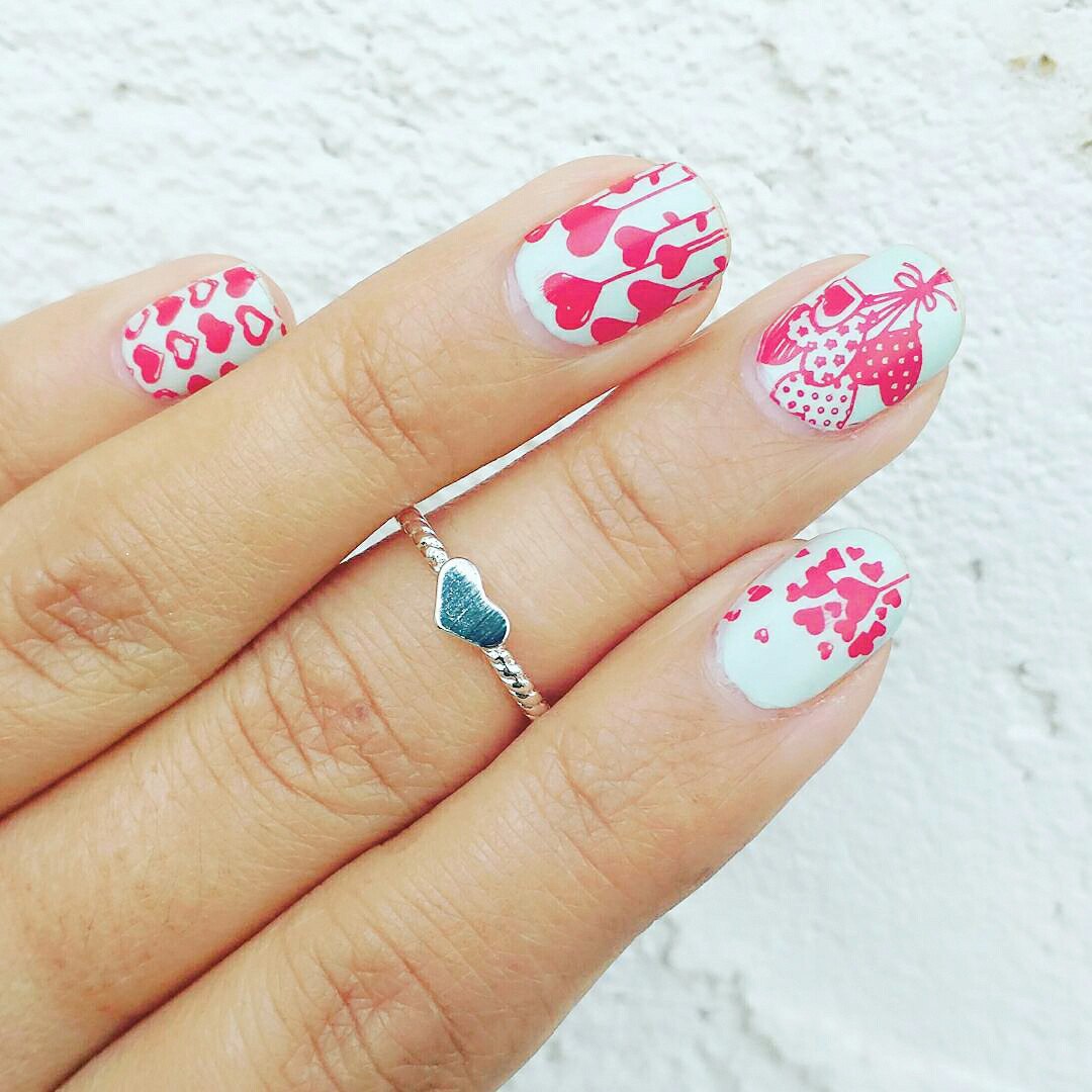 valentines nail design