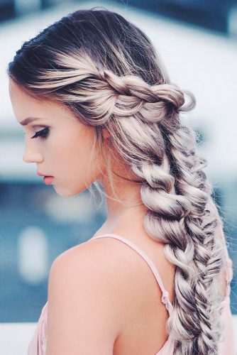 21 Cutest and Most Beautiful Homecoming Hairstyles