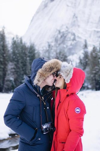 30 Romantic Winter Date Ideas to Try This Year