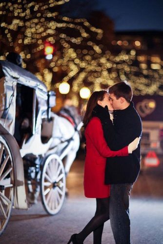 30 Romantic Winter Date Ideas to Try This Year