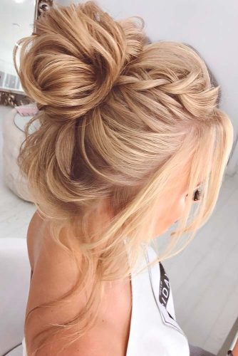 Amazing Updos for Elegant and Stylish Look picture 2