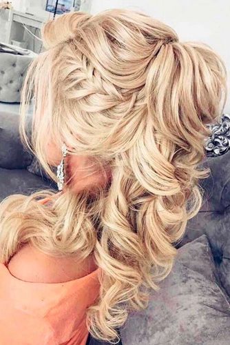 Gorgeous Homecoming Hairstyles for Long Hair picture 3