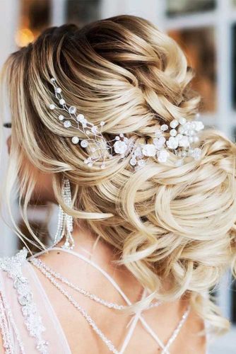 Hairstyles That Will Make You the Belle of the Ball picture4