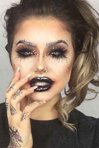 Halloween Makeup Ideas 2020: 33 Halloween Makeup Looks ...