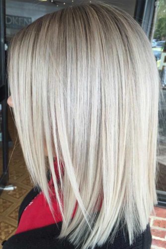 Medium Length Hairstyles: 43 Ideas of Medium Haircuts for Thick Hair -  LadyLife