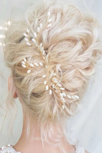Trendiest Hairstyles for the Big Night picture4