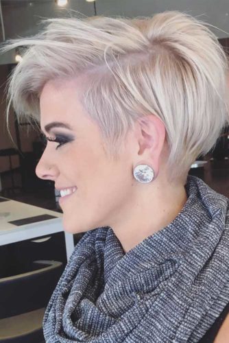 12 Adorable & Stylish Short Haircuts for Thick Hair