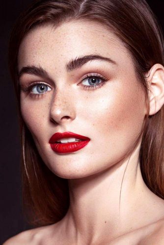 French Makeup Look: 7 Best French Makeup Ideas - LadyLife