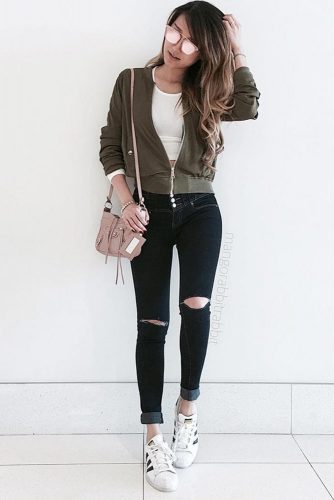 outfits for school with black jeans