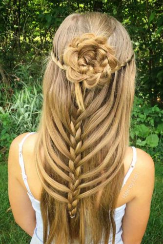 18 Best Rose Hairstyles Ideas for Long Hair [with Tutorial] - LadyLife