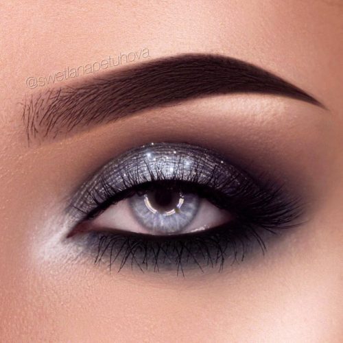 Silver Glittery Smokey Eye Makeup