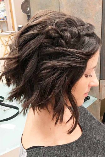 Trendy Short Hairstyles for Stylish Look picture 2
