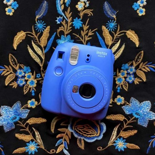 Instant Camera For Memorable Moments picture 1