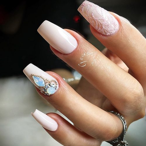 Nude Nails with Rhinestones Picture 4