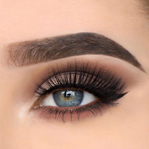 Soft Black Smokey Eyes