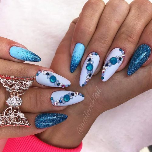 Trendy Designs With Combined Nail Colors Picture 4