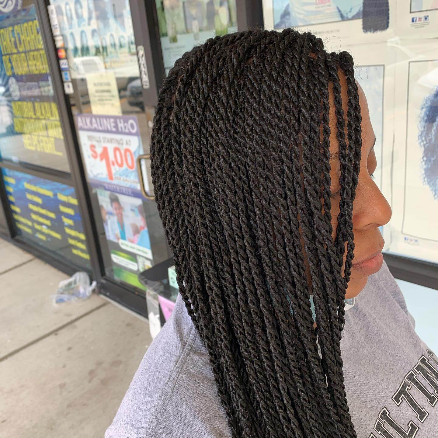 Small Senegalese Twists