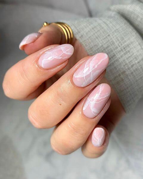 Summer Oval Nails