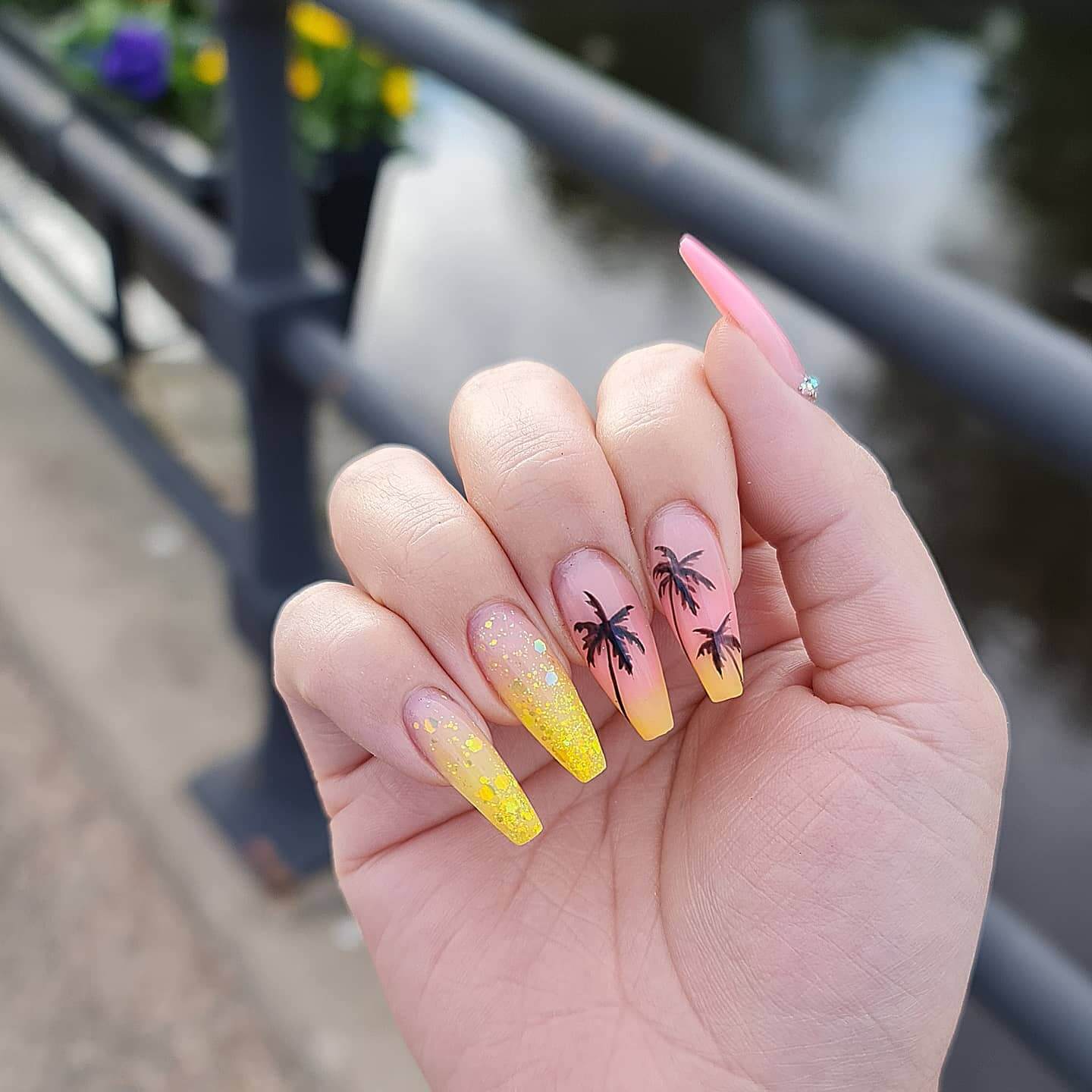 summer coffin nails