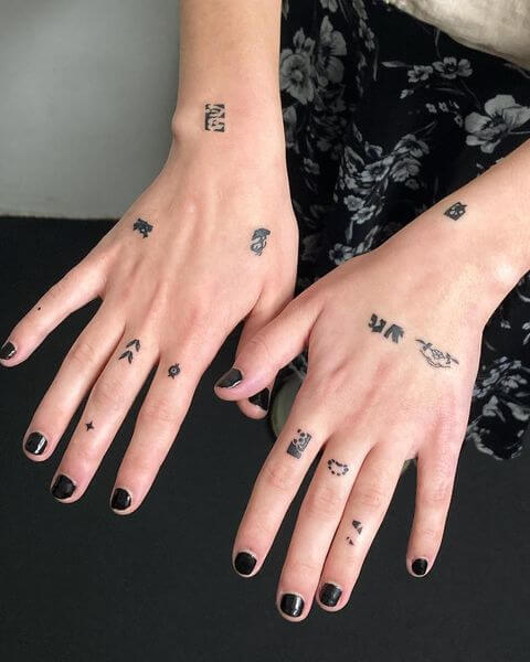 hand tattoos for women