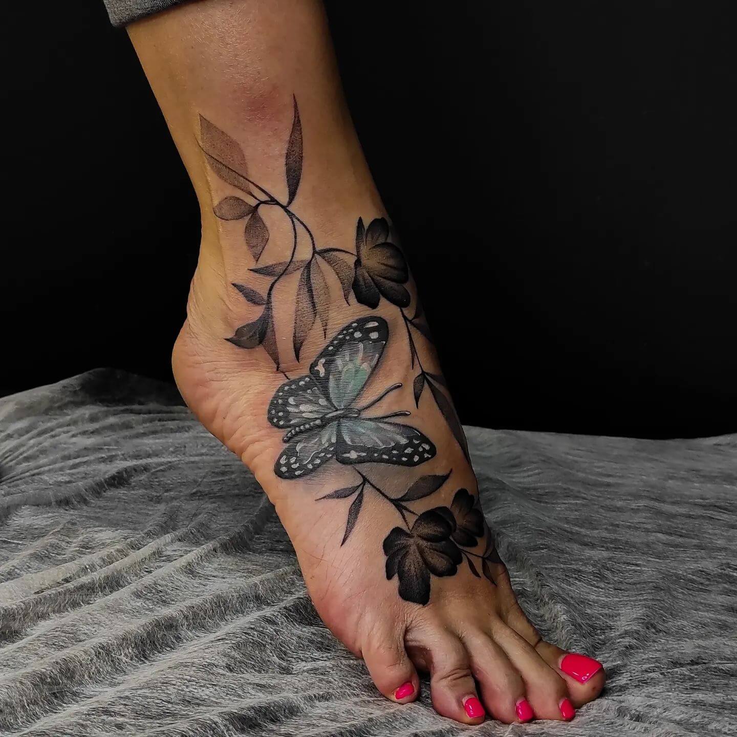 Inspirations for Full leg tattoos for women