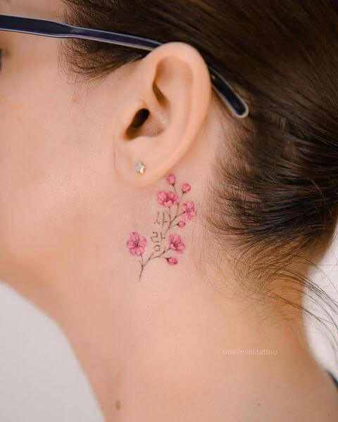 Chinese Tattoos Behind Ear