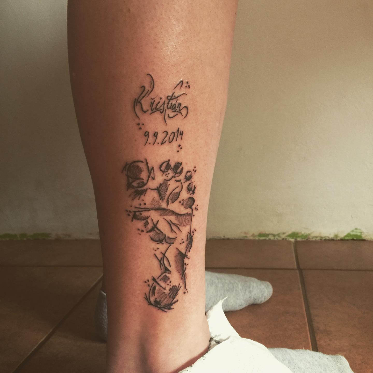 34 Leg Tattoos That Don't Suck (And You Might Want To Steal For Yourself)