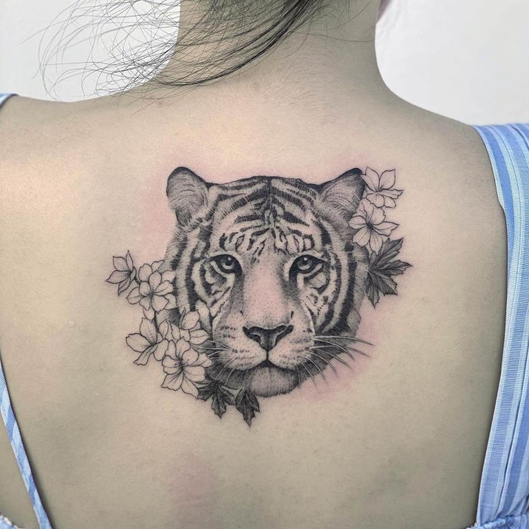 Back Tattoos for Women: 80+ Best Designs Ideas - LadyLife