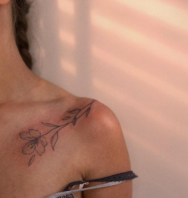 Collarbone to Shoulder Tattoos