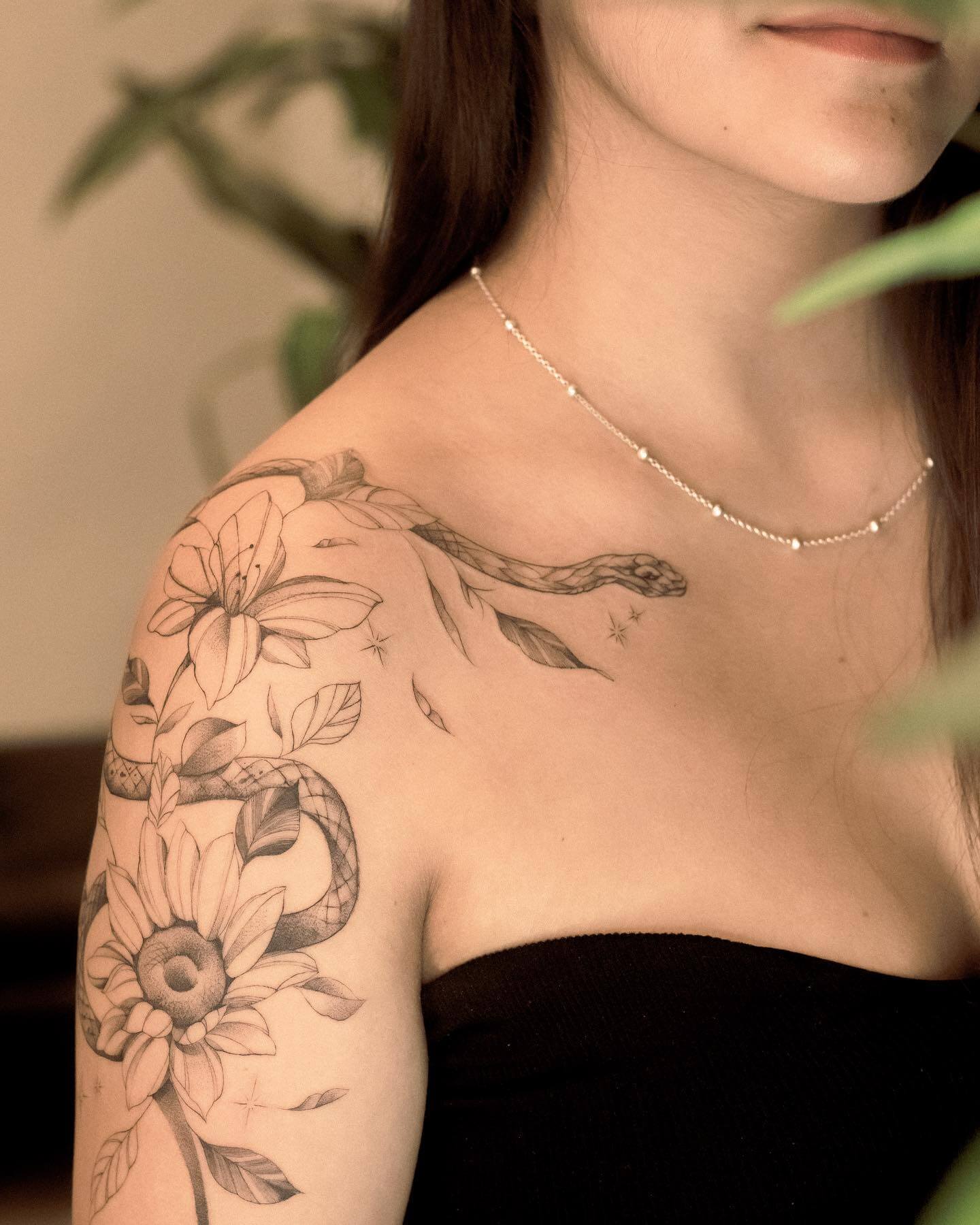 Collarbone to Shoulder Tattoos