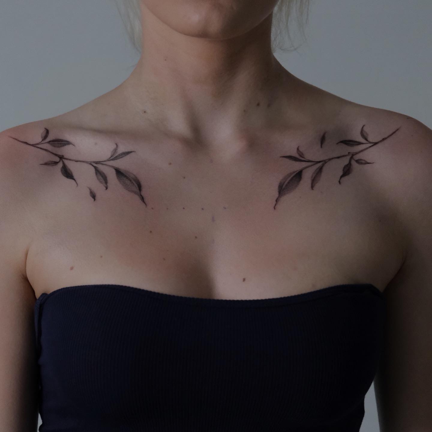 Leaves Collarbone Tattoo
